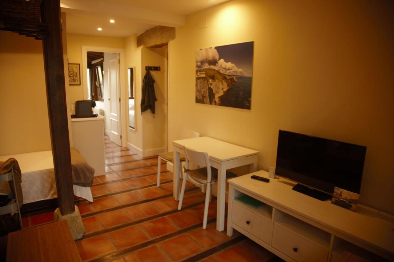 2 Habit, Sala, Terraza, Jardin, Parking Gratis * Zumaia